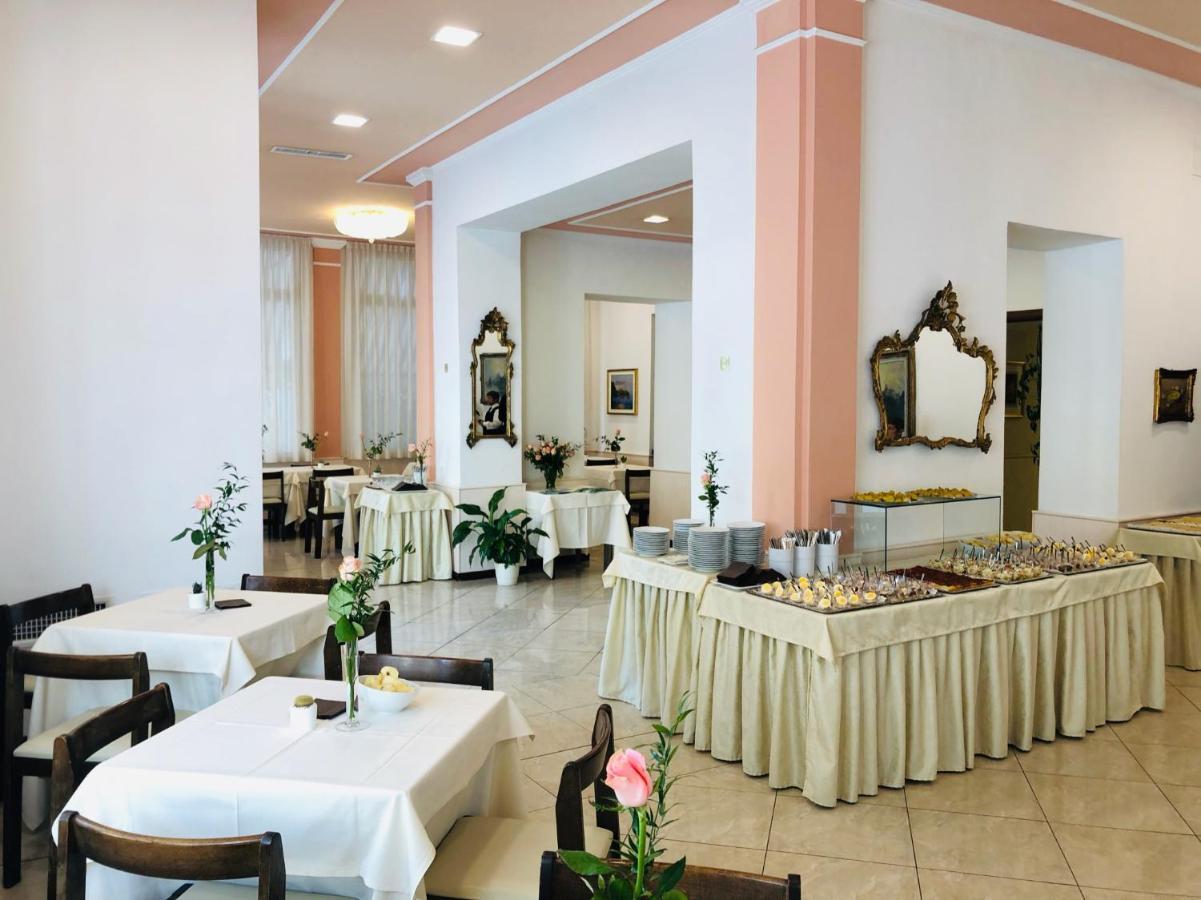 Hotel Eletto Sanremo Exteriör bild