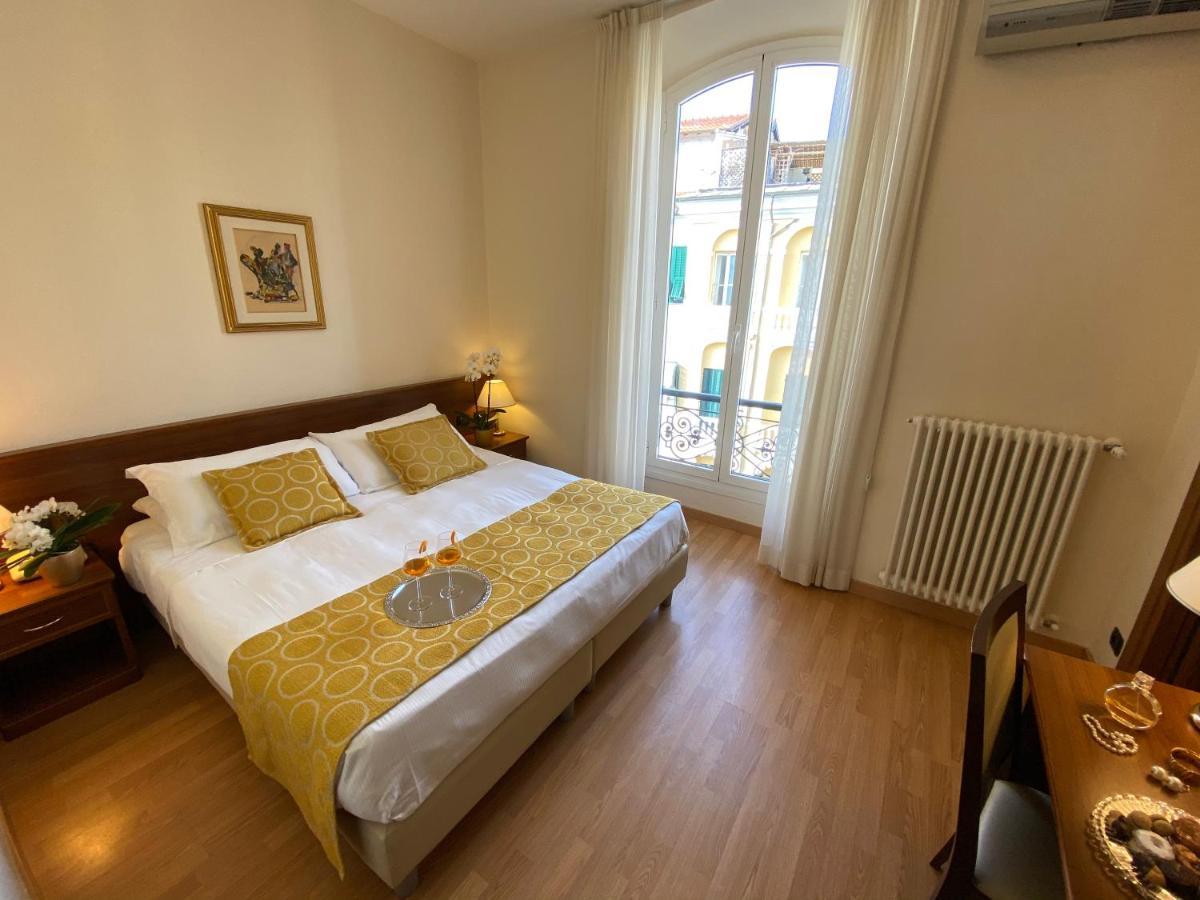 Hotel Eletto Sanremo Exteriör bild