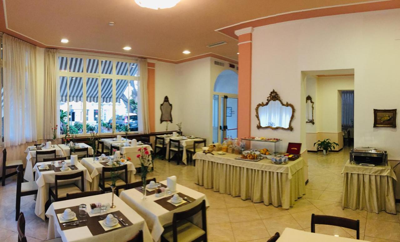 Hotel Eletto Sanremo Exteriör bild