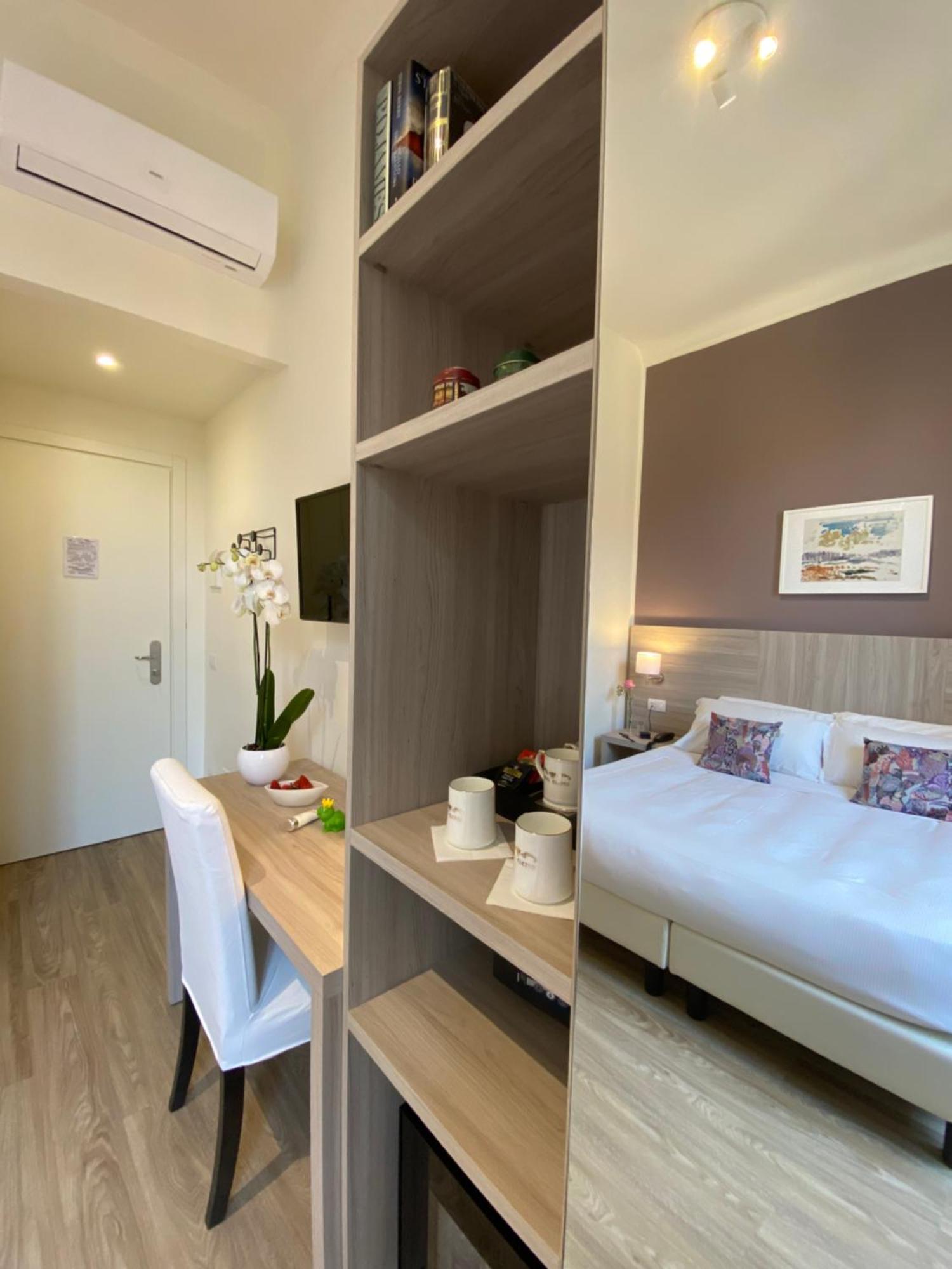 Hotel Eletto Sanremo Rum bild